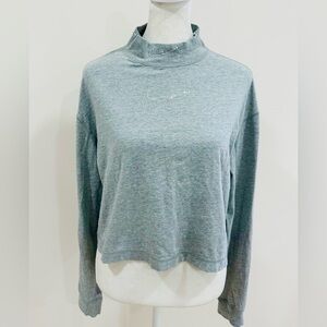 Nike Jewel‎ Cropped Top For Women Long Sleeve Grey Size L